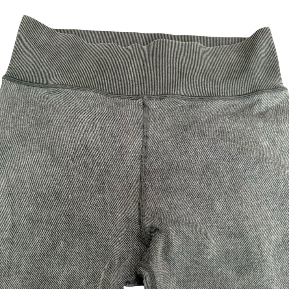 Offline By Aerie NWT Hi-Rise 7/8 Leggings Braided Ribbed Gray Size L Seamless - Picture 6 of 15